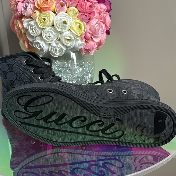 NWOT GUCCI💓 Black High-Top Sneakers 37 fits 7.5 - Picture 7 of 13